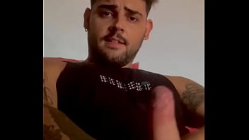 Preview 1 of Vvvv V V - NOVINHO BATENDO ATE GOZAR GOSTOSO