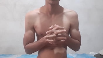 Preview 1 of Saxc Xxxxx - HOT YOUNG MAN SHOWING HIS BODY BHABHI