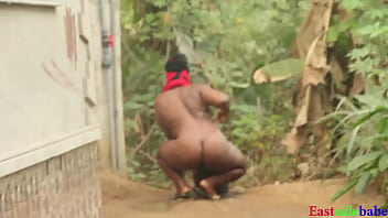 Preview 1 of Younher Brother - His hides sneaking at me taking my bath at backyard