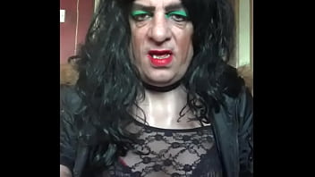 Preview 1 of Son Fuck Pornstar - if your shy then fill my pee tube up behind the hedge then bring it to me and i will swallow it while people are watching me