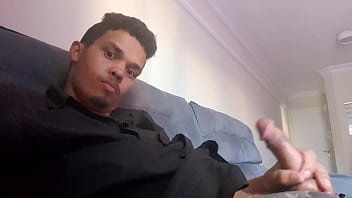 Preview 3 of Mommy Fives In - Novinho batendo punheta