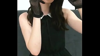 Preview 2 of 16 Years G Xxn - get down on your knee&#039_s and let me stroke your cock