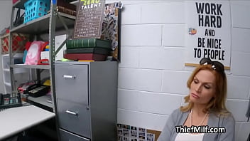 Preview 1 of Black Glrs Sax - Quickie at the office with busty mature suspect