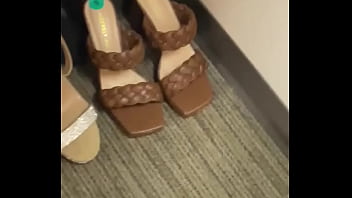 Preview 1 of Song Mi Hyo - My Friends Shoe Collection