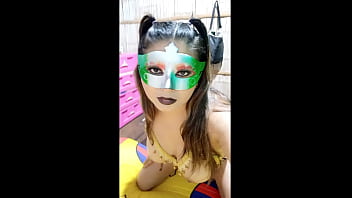 Preview 1 of Japanese Sexj - Mi hijastra me env&iacute_a un video casero donde esta muy arrecha tocandose! Wao que gran mujer ha sido mi hijastra,  la he tenido en mi casa varios meses y ya me la quiero follar