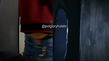 Preview 3 of Girl Taste Her Own Pussy - MAMEI O DOTAD&Atilde_O NO GLORYHOLE POR&Eacute_M ELE QUIS MAIS E ME FODEU NA CAMA (COMPLETO NO RED)