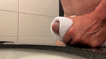 Preview 4 of Scen Scen - Me masturbating to orgasm 11