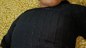Preview 3 of Porn Lir - Hot 18 yers young Indian Desi village girlfriend was fucking with boyfriend clear Hindi audio