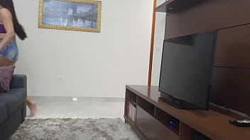 Preview 1 of Suzan Reallifecam - T&eacute_cnico de TV se dando bem com cliente gostosa - Completo no RED