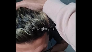 Preview 4 of Secretary Punished - CHUPEI O RAPAZ NO BANHEIRO DA FACULDADE E ALGU&Eacute_M NOS INTERROMPEU (COMPLETO NO RED)