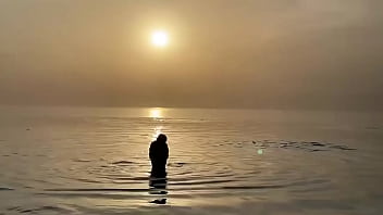 Preview 4 of Dehat Ki Oman Ki Chudai - Monika Fox Esthetic Posing In The Sea