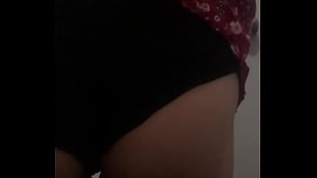 Preview 3 of Cockx Fake Taxi - BAJO FALDA DE MI VECINA Y TERMINAMOS COGIENDO