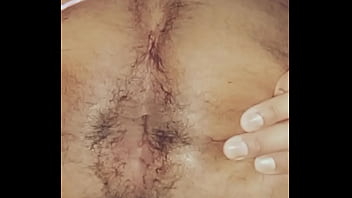 Preview 4 of Rubbing Heads - Ofreciendo las nalgas