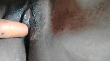 Preview 2 of Iran Naked Girls - Feeding my sexy wet tight pussy with carrot