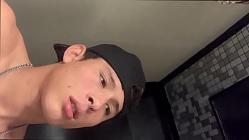Preview 3 of Her Sxs Muve Iskola - Funny straight jock record me while im shower ,  he also give a passionate kiss