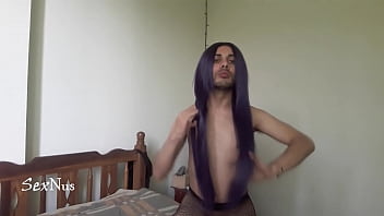 Preview 2 of Red Xxxxx Wap - Peinando mi maravillosa peluca