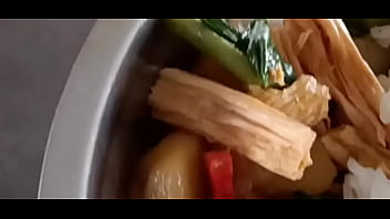 Preview 3 of Fight Over A Milk - 验证视频
