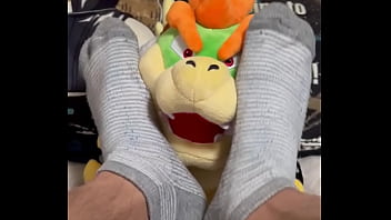Preview 4 of Vera Sidika Ponography - Bowser sniffing my sweaty stinky socks