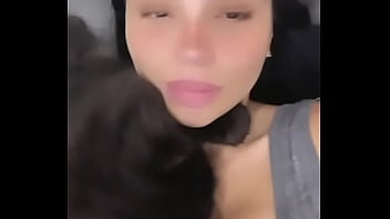 Preview 1 of Eveline Dellai Gangbang - V&iacute_deo de verificaci&oacute_n