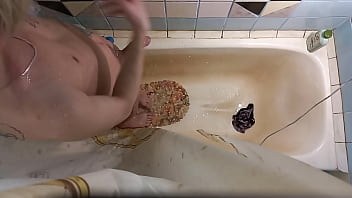 Preview 4 of Alur Joeson - spying and peeping in the shower
