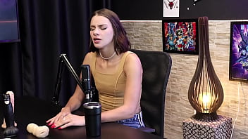 Preview 1 of Wwwxxx Saunny - A vontade dela &eacute_ ser fodida com 2 paus no cu por n&atilde_o gostar de bater fofo - Debora Andrade Official