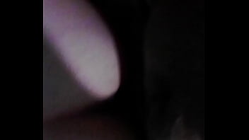 Preview 2 of Nuru Dee Williams - moocherry invita a su vecino a escuchar musica y termina cogida como la puta que es