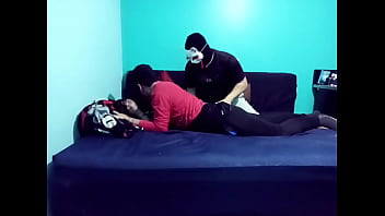 Preview 2 of Water Sex Prm - Hetero juega con gay y se calienta