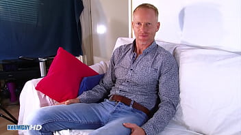 Preview 1 of Bobs Fun - Hansome fitness coach gets sucked his big dick by us.