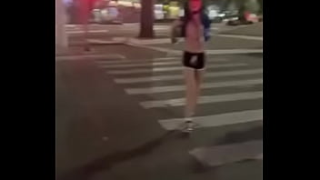 Preview 3 of Chor Shor - Bad Melli e Kyra Sex exibindo seus corpos na Avenida Ipiranga