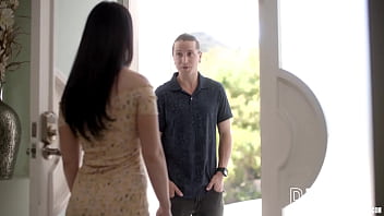Preview 1 of Xxxcccx Vode 2 Min - Mad Fuckers Neglected Housewife&#039_s Needs Jennifer White,  Jay Romero