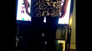 Preview 2 of Stop Mom Xxx - #*&quot_&iexcl_! Minifalda sexy ajustada &iexcl_!*#