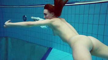Preview 4 of Pisos Xxx - Diana Zelenkina absolute cutie swimming naked in the pool