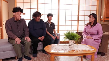 Preview 2 of Mon Sexxxxx Japan - 「初めてがおばさんと生じゃいやかしら？」童貞くんが人妻熟女と最高の筆下ろし性交　磐井玲子