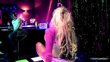 Preview 1 of Deshi Sextape - One long dong isn&#039_t enough to satisfy this blonde slut anymore