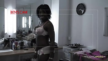 Preview 1 of 10 Yare Xxx Video Hd 2017 - One hard cock isn&#039_t enough to please this ebony slut