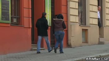 Preview 2 of Sun Laune Sax - Guy picks up big booty fat girl from the street