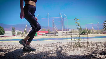 Preview 1 of Hndi Xxx Y16 - POV - Eres un estoico que vive en la excelencia tratando de meditar en el parque