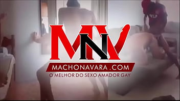 Preview 1 of Xxx Gf Mom - O PARRUDO CASADO E PLENA MADRUGADA NA  MAO AMIGA - PREVIA