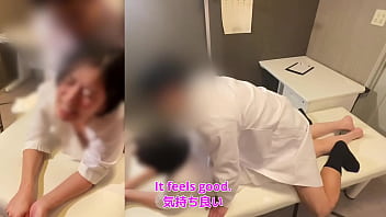 Preview 1 of Daughter And Father Bd - 【寝取られ】「旦那さん、ごめんなさい&hellip_！」看護師の妻が、病院で医者に言葉責め調教される映像【フル動画はメンバーシップへ】