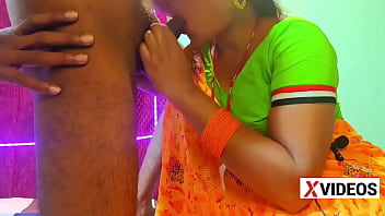 Preview 2 of Telugu Video Sax - भाभी ने अपने पड़ोसी के साथ गन्दी गन्दी बातें कर लन्ड चुसवा कर चुदाई करवाई