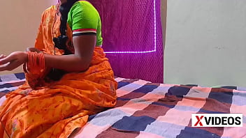 Preview 1 of Telugu Video Sax - भाभी ने अपने पड़ोसी के साथ गन्दी गन्दी बातें कर लन्ड चुसवा कर चुदाई करवाई