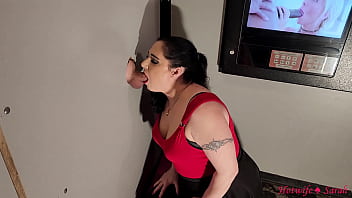 Preview 1 of Babae Pinutukan Sa Luob Ng Puke - Hotwife Sarah - Married Gloryhole Slut