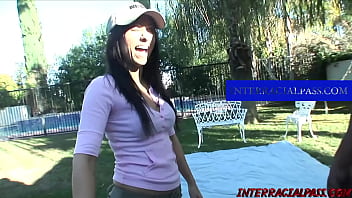 Preview 1 of Riana Flores - Delivery Chic Reena Delivers Some Backyard Sex