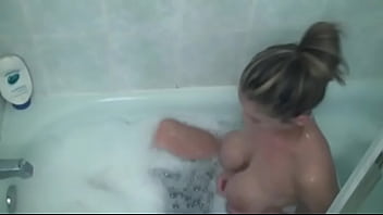 Preview 2 of Latin Masturbarse - Lusty brunette with curvy body has naughty fun in bathtub