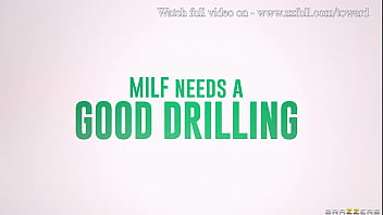 Preview 4 of Rocco Vs Baby Jewel - MILF Needs A Good Drilling - Cassie Del Isla / Brazzers  / stream full from www.zzfull.com/toward
