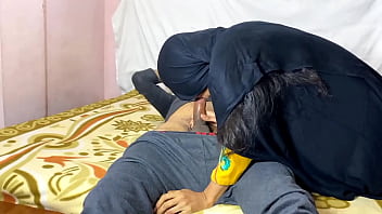 Preview 2 of Malayalam Sarethasex - Big cock fucked Indian hot Aunty