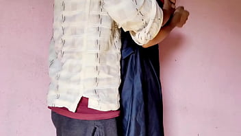 Preview 2 of Punjabi Girl Sex Hd - गांव से आई भाभी को बाहर घुमाने के बहाने देवर ने बाहर लेकर चोद दिया