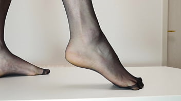 Preview 1 of Grae Annai Sex Video - Feet in Pantyhose