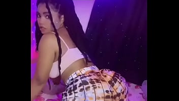 Preview 1 of Asian Three Asian Girls One Guy - Qual o nome dela? Whats her name? Sexy ebony negra gostosa