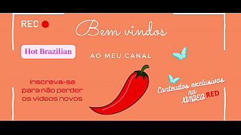 Preview 4 of Boy Sleeping Mom Sex - Namorada mostra a buceta pro namorado e ele acaba fudendo e gozando dentro
